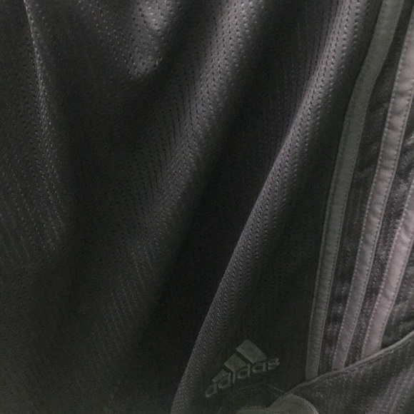 🥊ADIDAS MENS SHORTS SIZE 2XL/MEDIUM SHORTS 🥊 - Picture 3 of 9